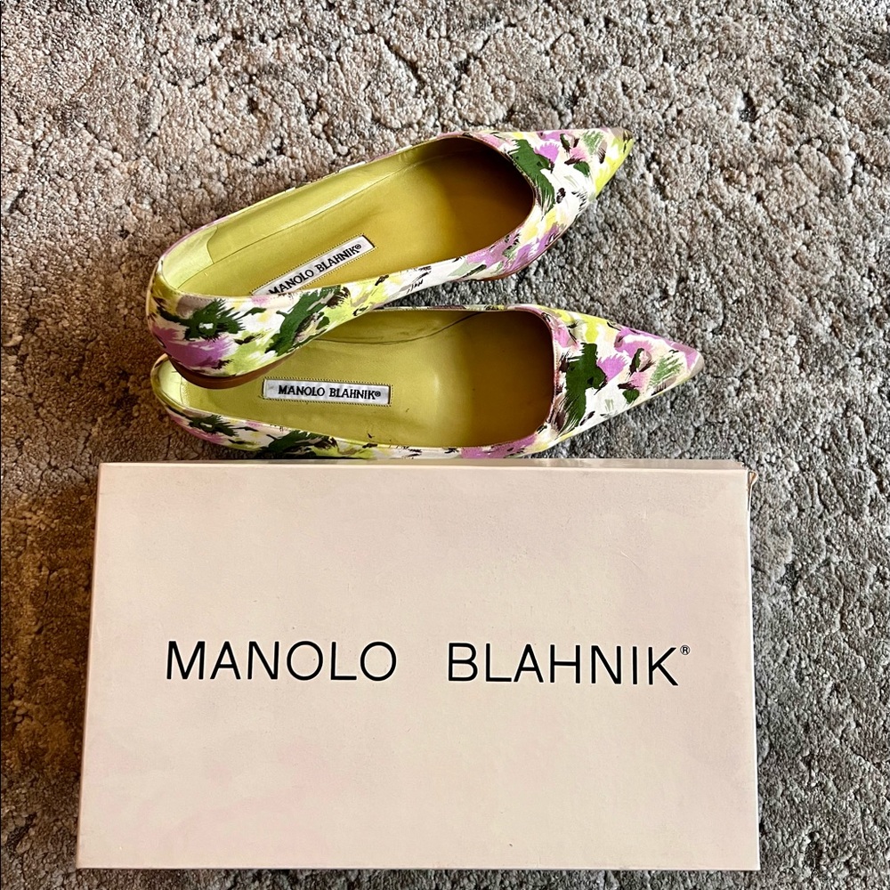 Manolo Blahnik Floral Pattern Flats